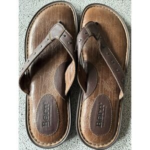 Born Shoes Women's Sz 10 EUR 42 Brown Leather Studded Thong Sandal Cushion W6249
